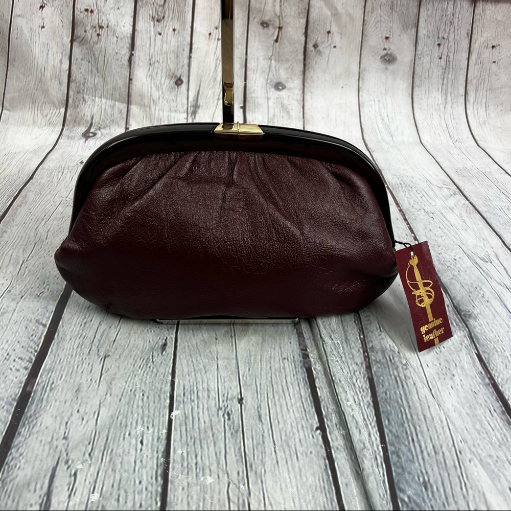 NWT Vintage 80’s Ruth E Saltz Leather Clutch Purse